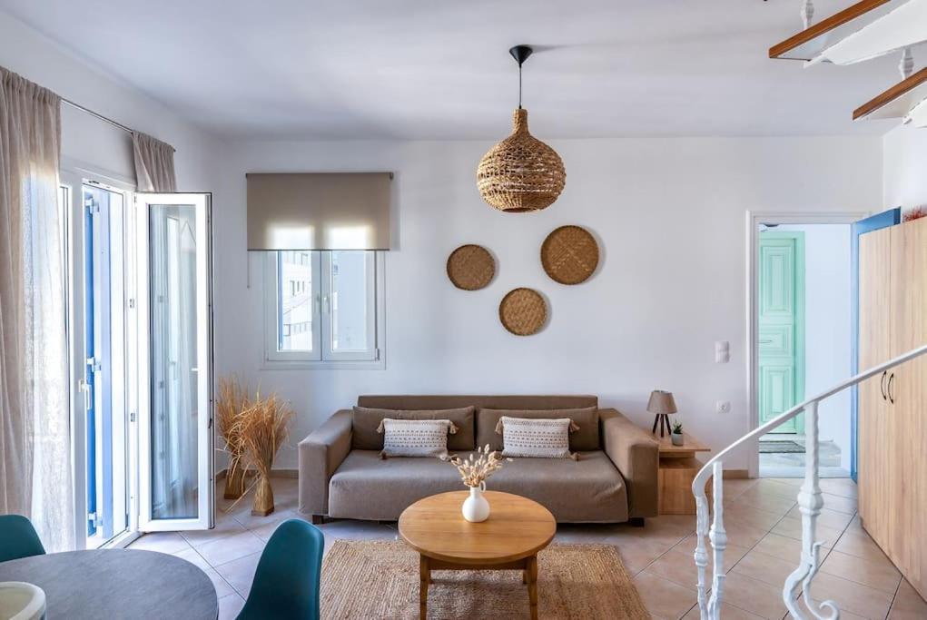 T Apartment Tinos ภายนอก รูปภาพ